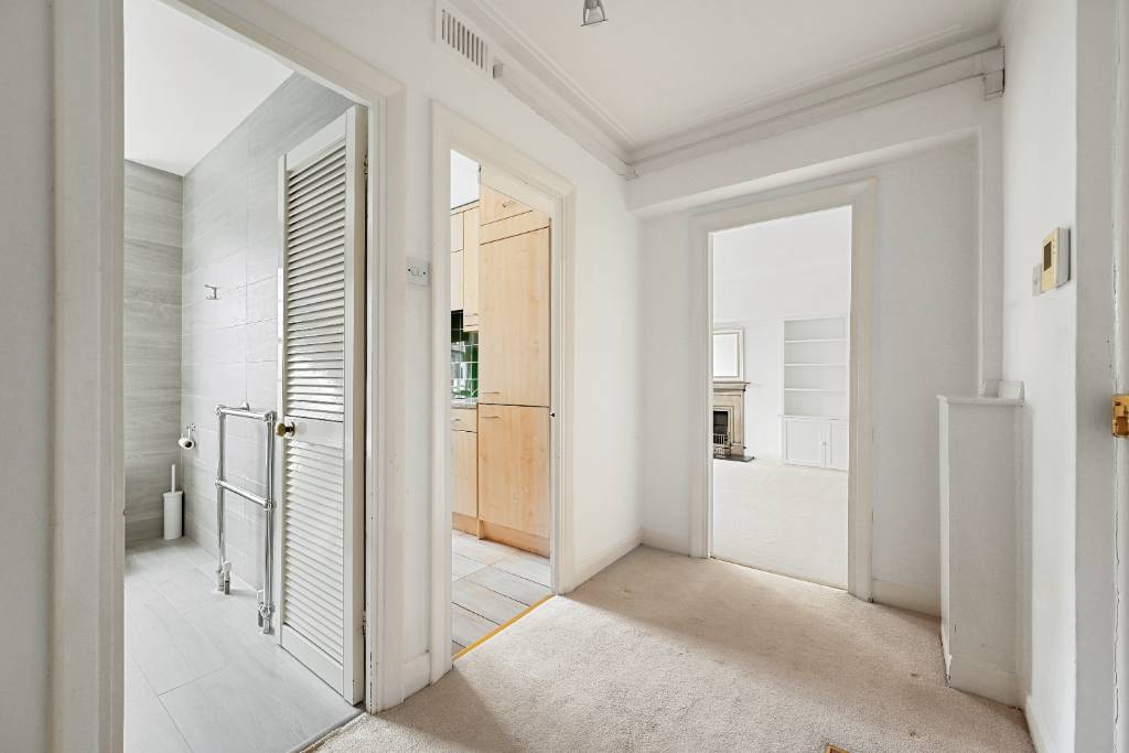 - Image 15 - Image 15