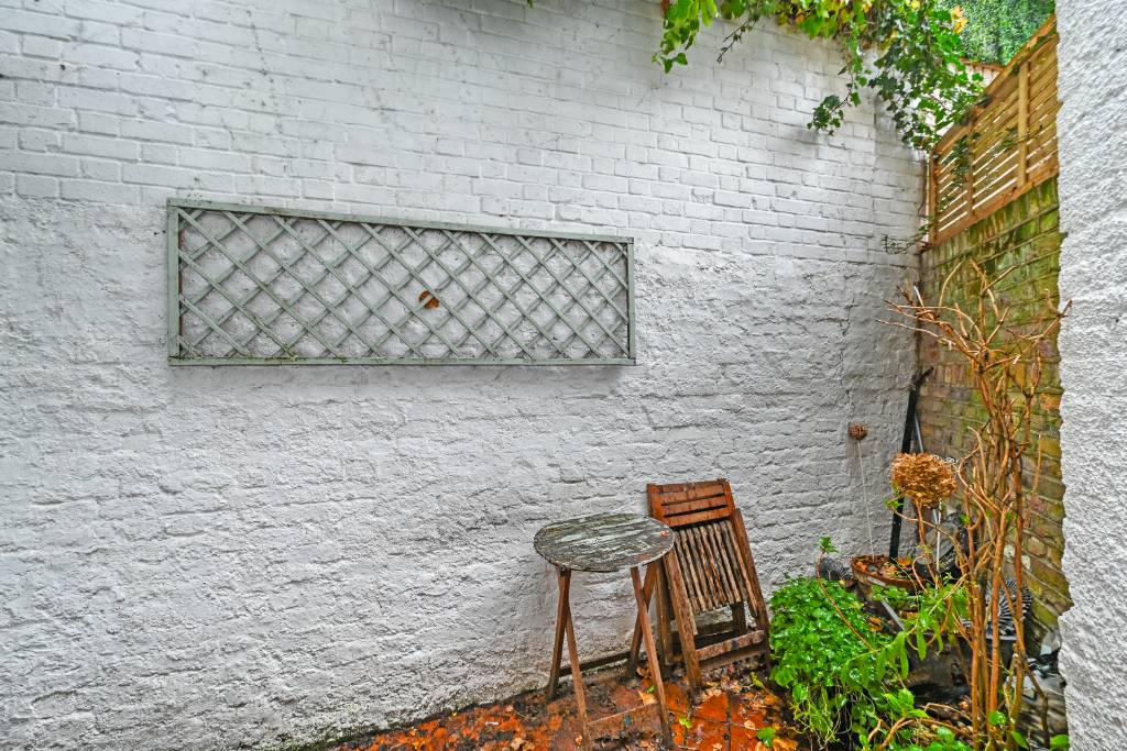 Princess Road - Image 12 Princess Road - Image 12