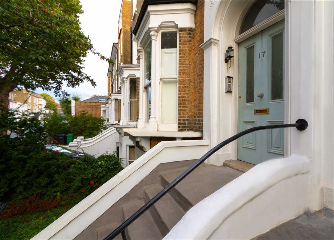 Steele's Road, London, NW3